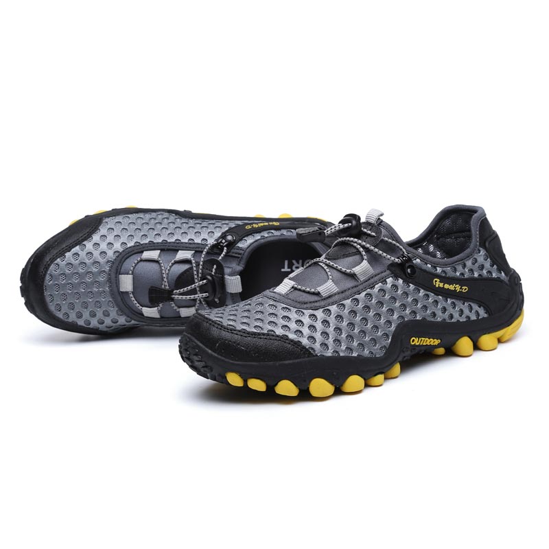 Chaussures de sport de montagn - Luxury Lifestyle Resorts avis et prix