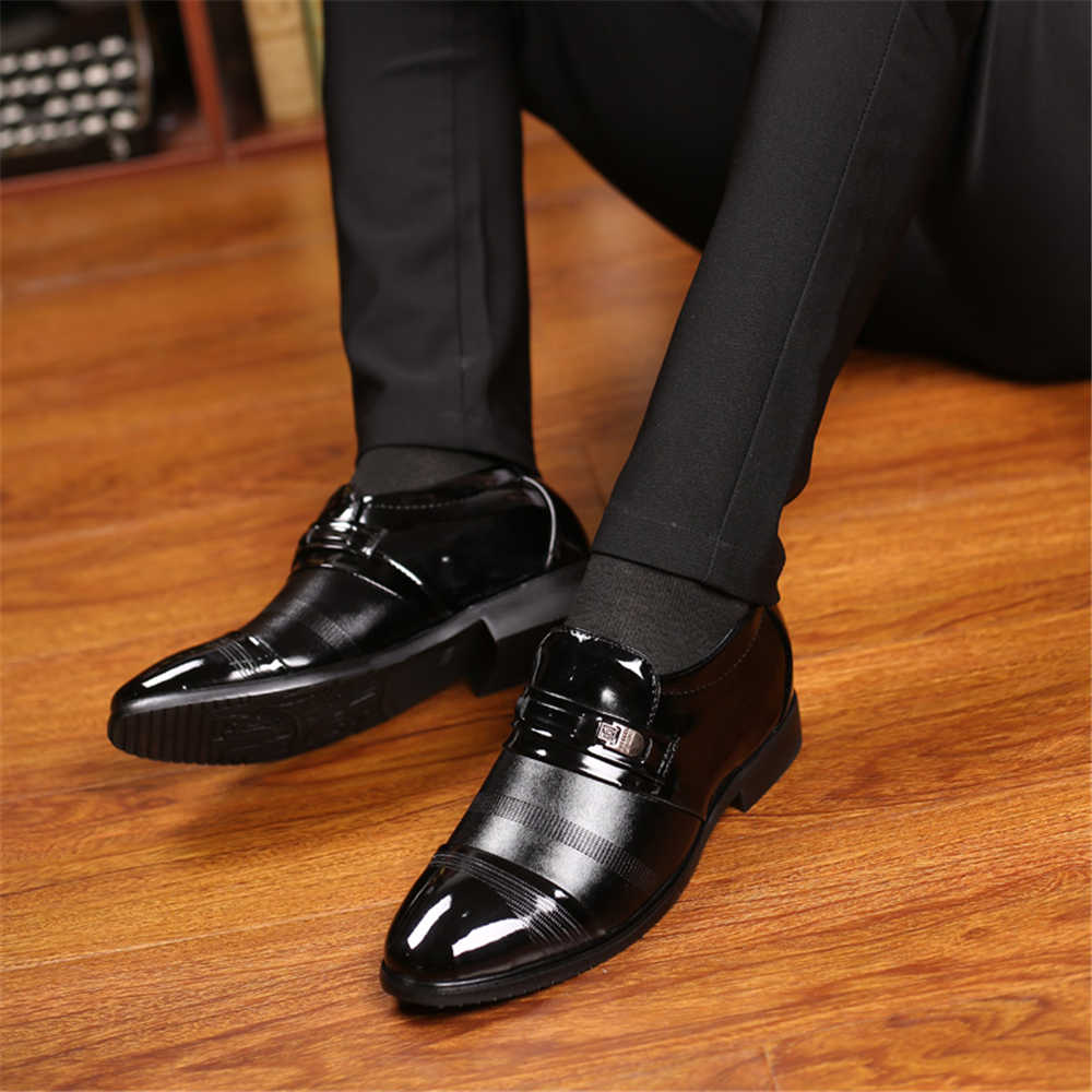 Chaussures de sport colorées à - Luxury Lifestyle Resorts avis et prix
