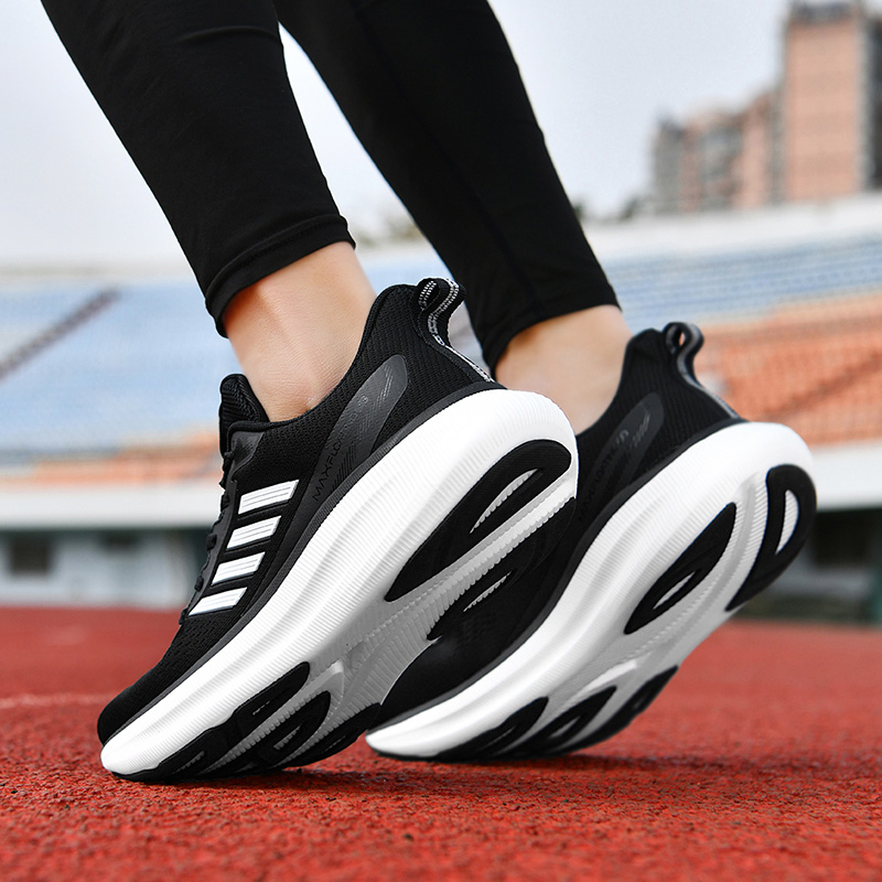 Nouvelles chaussures de course - Luxury Men Lifestyle avis et prix